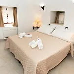 Tenuta Mastricale Con Piscina - Torre Antica E Trullo Villa Putignano