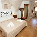 Tenuta Mastricale Con Piscina - Torre Antica E Trullo Villa *