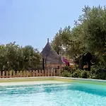Tenuta Mastricale Con Piscina - Torre Antica E Trullo Villa Putignano