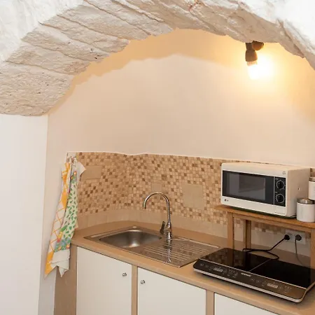 Tenuta Mastricale Con Piscina - Torre Antica E Trullo Villa Putignano