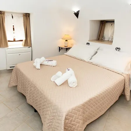 Tenuta Mastricale Con Piscina - Torre Antica E Trullo Villa Putignano