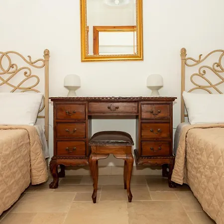 Villa Tenuta Mastricale Con Piscina - Torre Antica E Trullo Putignano