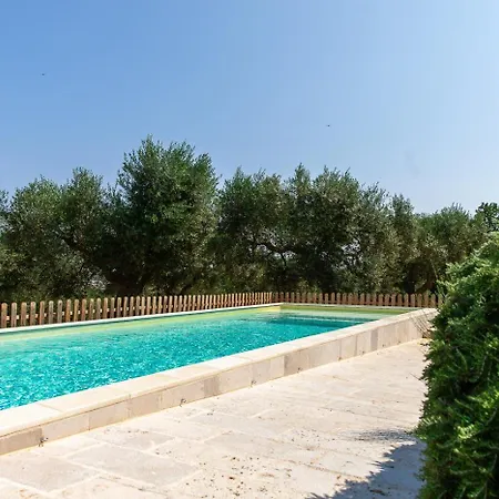 Tenuta Mastricale Con Piscina - Torre Antica E Trullo Putignano