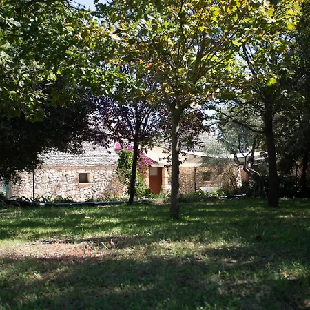 Tenuta Mastricale Con Piscina - Torre Antica E Trullo Villa Putignano