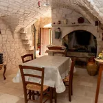 Tenuta Mastricale Con Piscina - Torre Antica E Trullo * Putignano