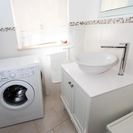 Tenuta Mastricale Con Piscina - Torre Antica E Trullo Βίλα *