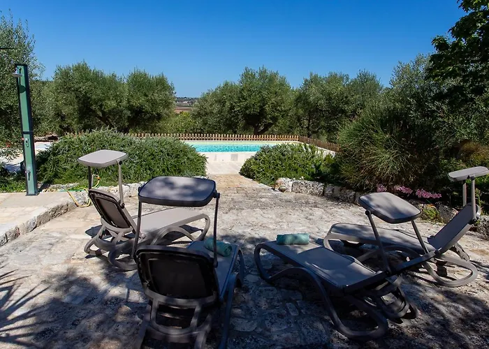 Tenuta Mastricale Con Piscina - Torre Antica E Trullo * Putignano