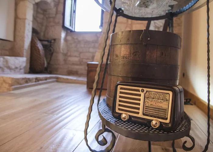 Tenuta Mastricale Con Piscina - Torre Antica E Trullo פוטיניאנו