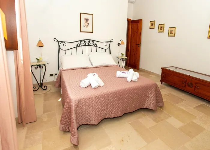 Willa Tenuta Mastricale Con Piscina - Torre Antica E Trullo Putignano