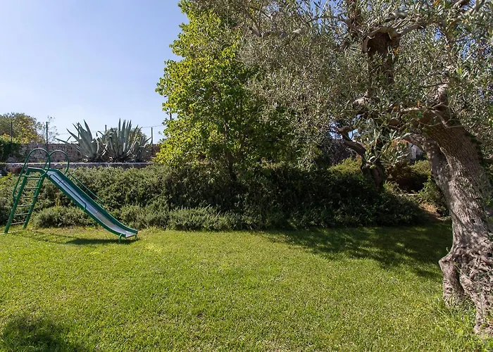 Willa Tenuta Mastricale Con Piscina - Torre Antica E Trullo Putignano